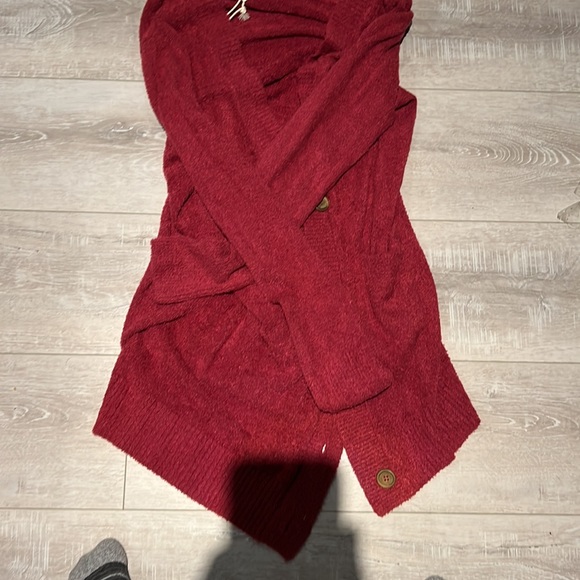 Grace & Lace Sweater - Picture 4 of 5